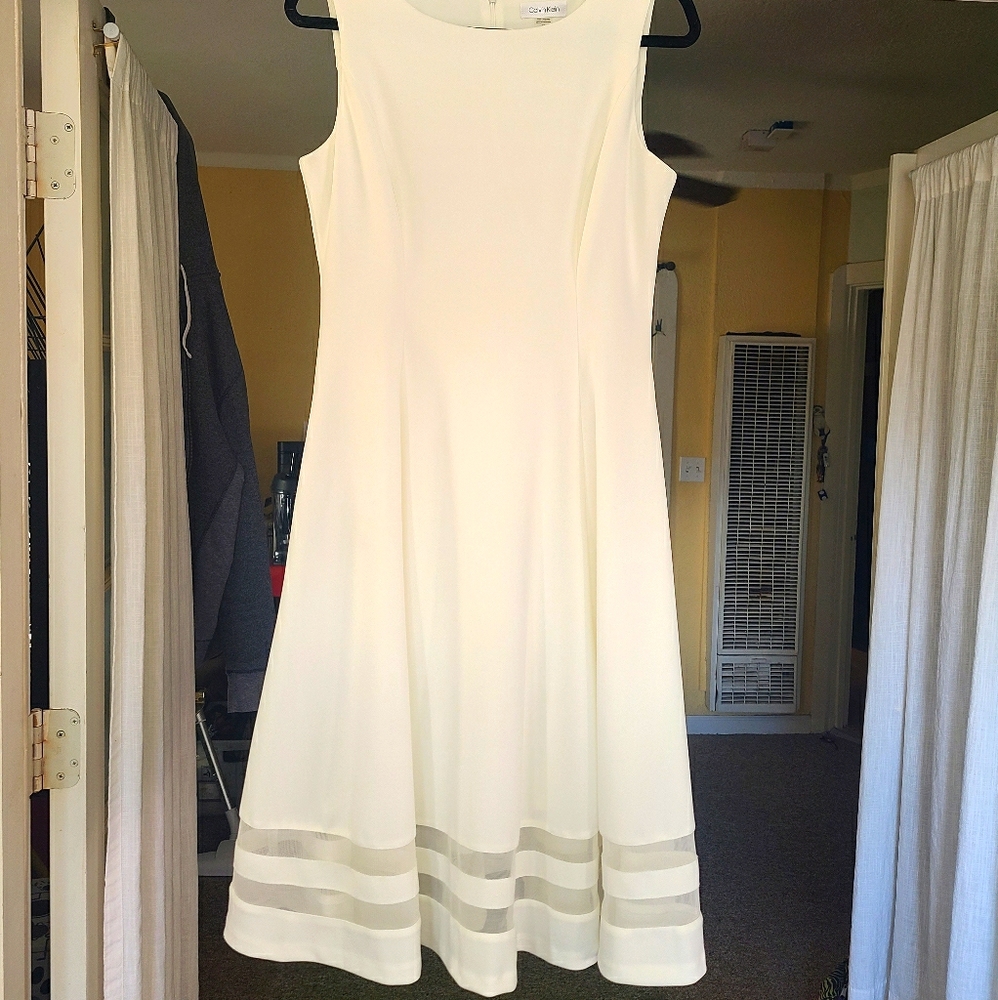 Illusion-Trim Fit & Flare Midi Dress Calvin 10